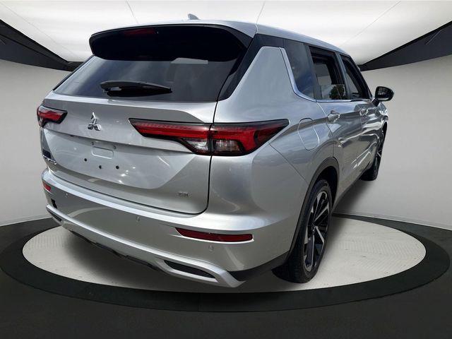 used 2024 Mitsubishi Outlander car, priced at $26,990