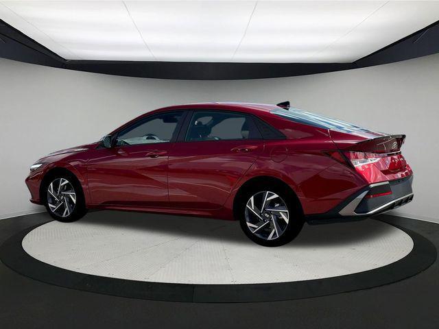 new 2025 Hyundai Elantra car, priced at $25,580