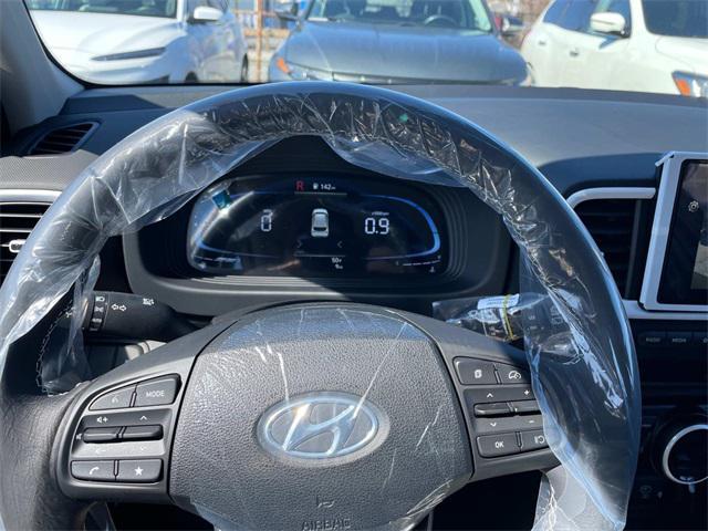 new 2024 Hyundai Venue car, priced at $25,080