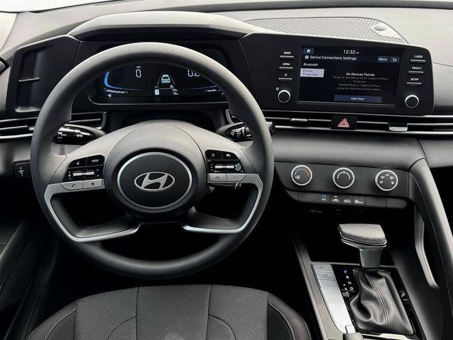 new 2025 Hyundai Elantra car, priced at $20,579
