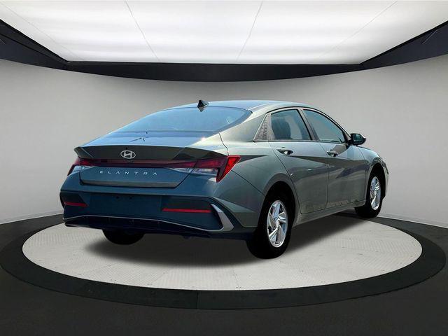 new 2025 Hyundai Elantra car, priced at $20,579