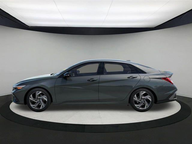 new 2025 Hyundai Elantra car, priced at $22,347