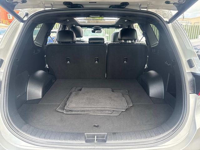 used 2022 Hyundai Santa Fe car, priced at $28,390