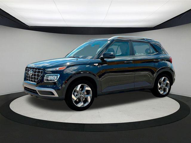 new 2025 Hyundai Venue car