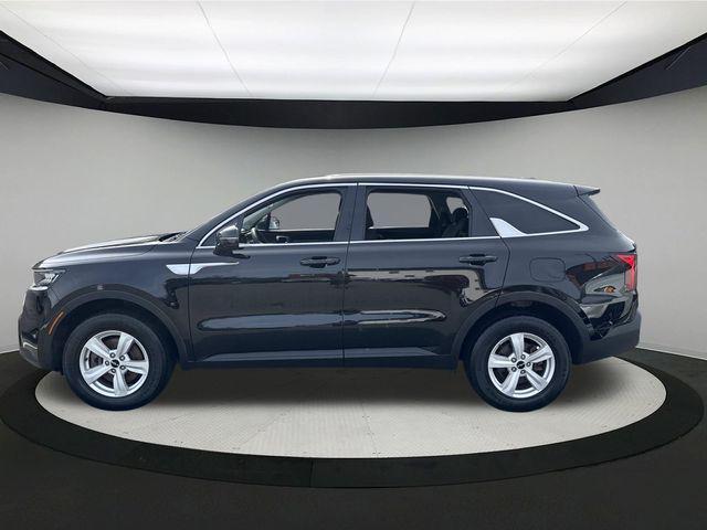 used 2022 Kia Sorento car, priced at $22,290