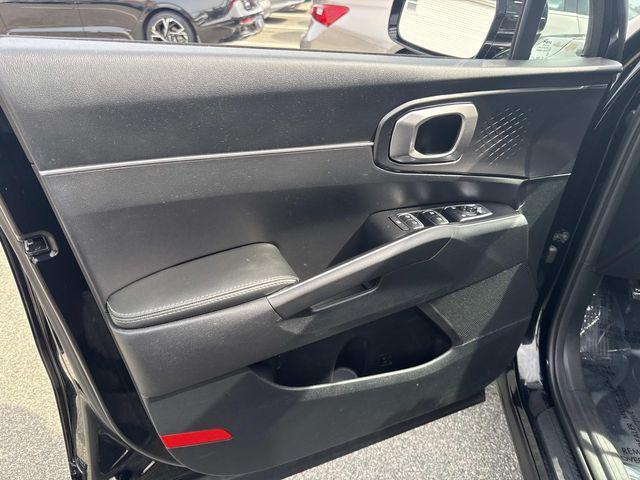 used 2022 Kia Sorento car, priced at $22,290