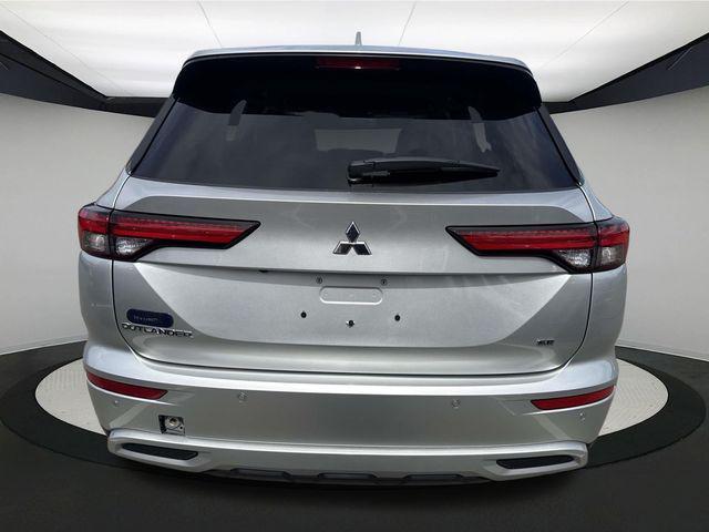used 2024 Mitsubishi Outlander car, priced at $26,990