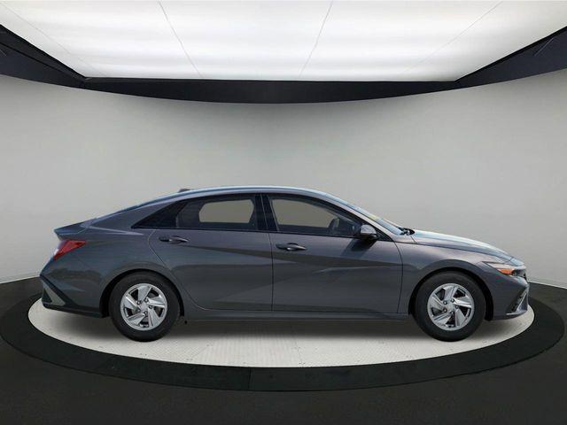 new 2025 Hyundai Elantra car, priced at $20,579