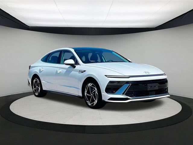 new 2024 Hyundai Sonata car, priced at $26,200