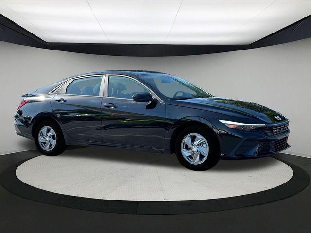 new 2025 Hyundai Elantra car, priced at $21,126