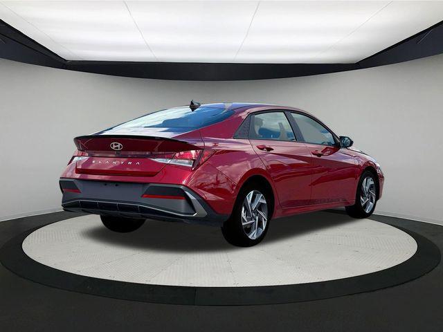 new 2025 Hyundai Elantra car, priced at $25,565