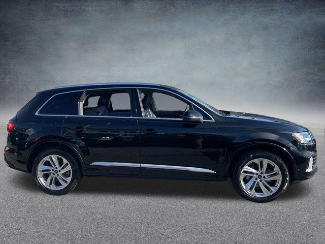 used 2024 Audi Q7 car, priced at $54,090