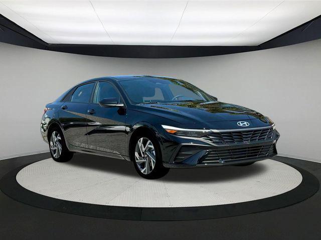new 2025 Hyundai Elantra car, priced at $25,010