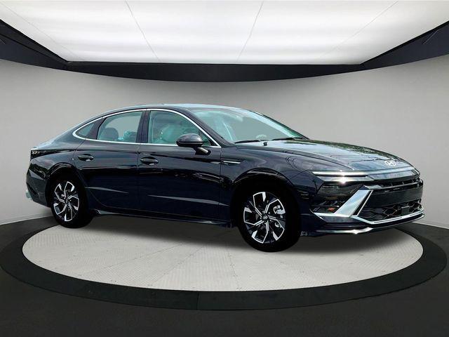 new 2024 Hyundai Sonata car, priced at $24,145