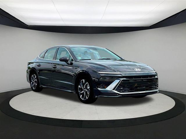 new 2024 Hyundai Sonata car, priced at $24,145