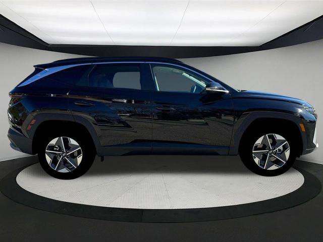 new 2025 Hyundai Tucson car, priced at $36,555