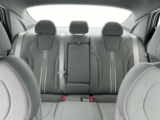 new 2024 Hyundai Elantra car, priced at $27,040