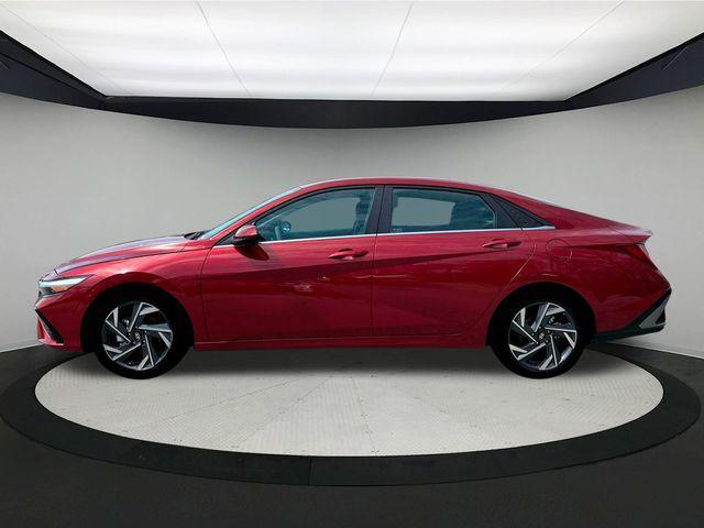 new 2024 Hyundai Elantra car, priced at $27,040