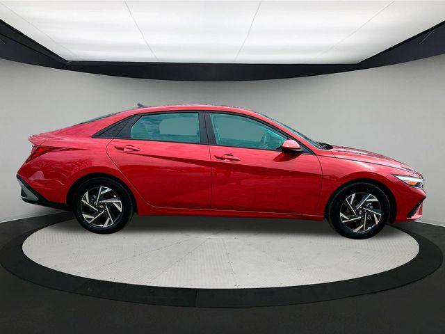 new 2024 Hyundai Elantra car, priced at $27,040