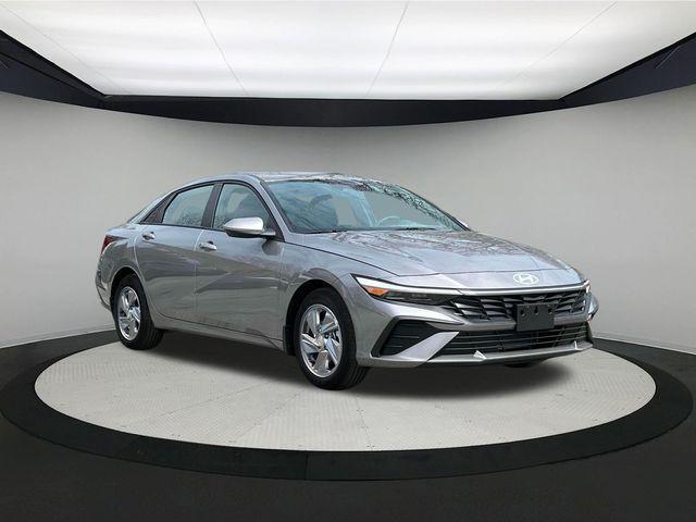 new 2025 Hyundai Elantra car, priced at $20,579