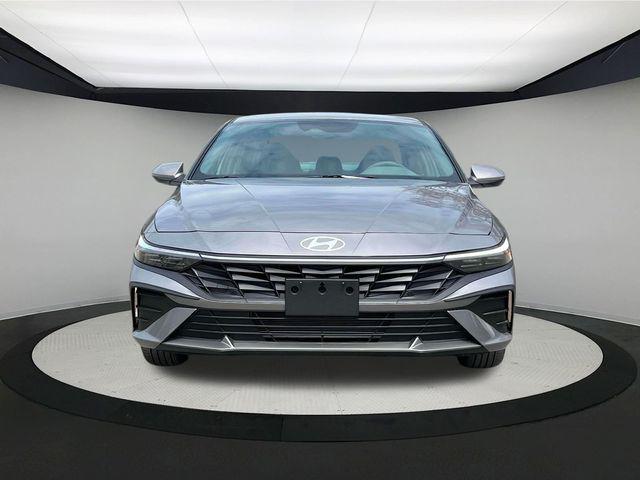 new 2025 Hyundai Elantra car, priced at $20,579