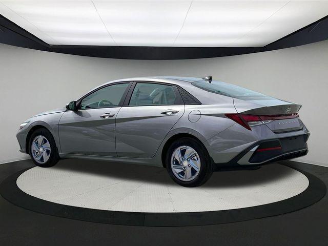 new 2025 Hyundai Elantra car, priced at $20,579