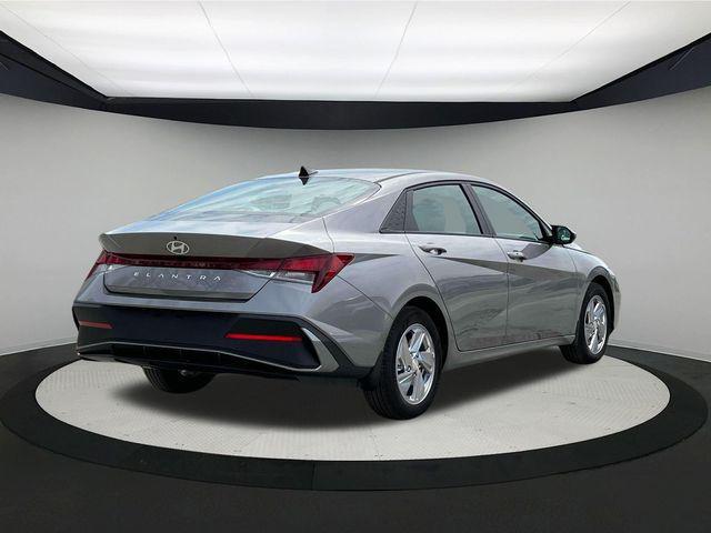 new 2025 Hyundai Elantra car, priced at $20,579