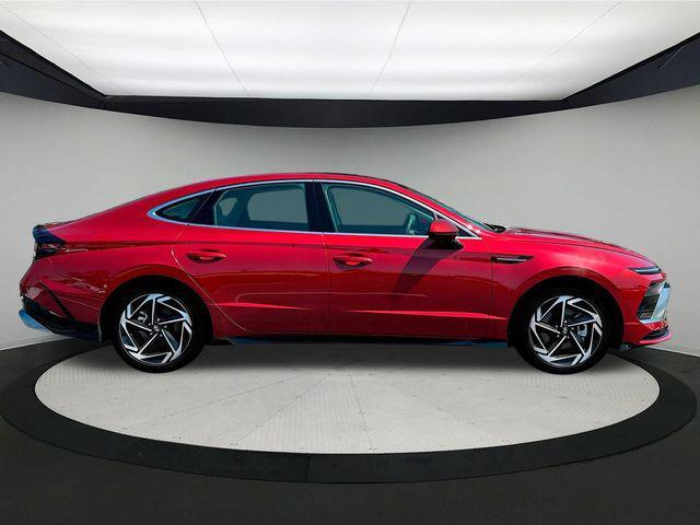 new 2024 Hyundai Sonata car, priced at $32,030