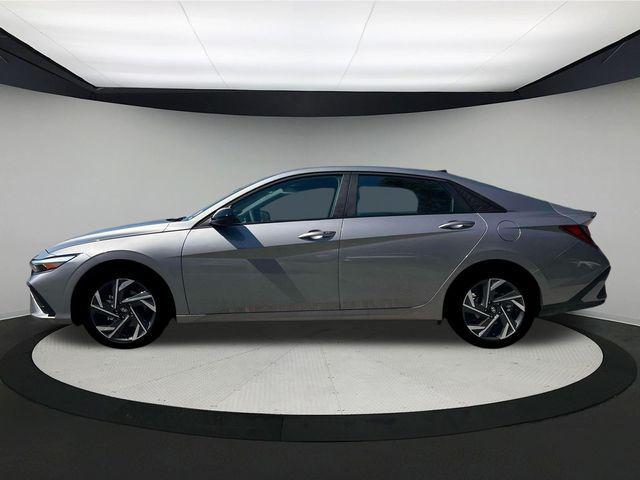 new 2025 Hyundai Elantra car, priced at $25,020