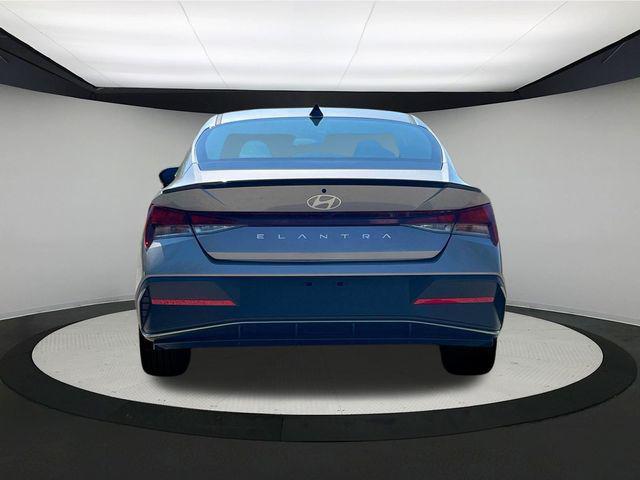 new 2025 Hyundai Elantra car, priced at $25,020