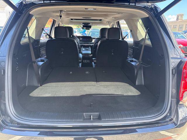used 2024 Hyundai Palisade car, priced at $40,690