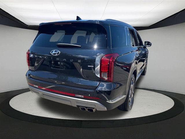 used 2024 Hyundai Palisade car, priced at $40,690