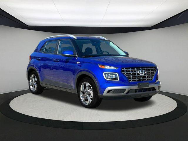 new 2025 Hyundai Venue car, priced at $23,688