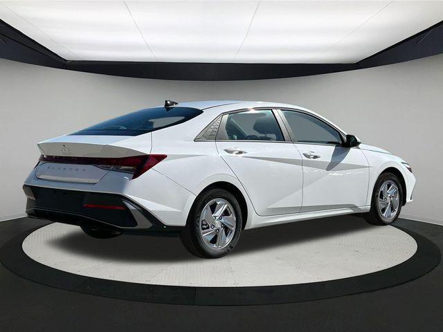 new 2025 Hyundai Elantra car, priced at $21,086