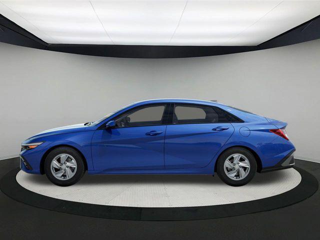 new 2025 Hyundai Elantra car, priced at $21,122