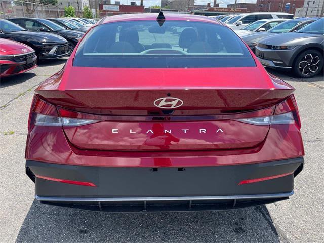 new 2024 Hyundai Elantra car