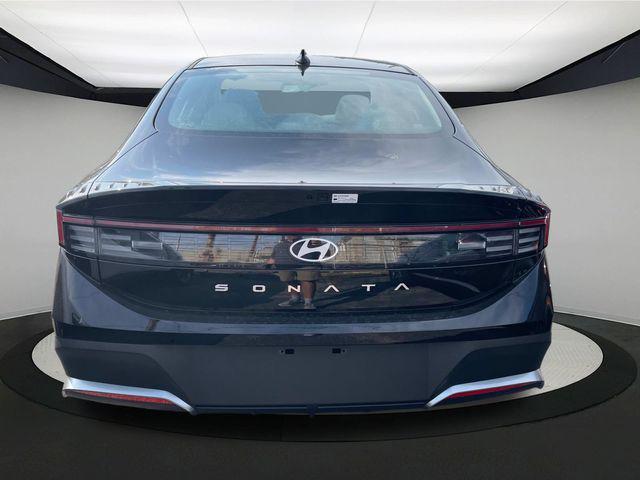 new 2025 Hyundai Sonata car, priced at $27,800