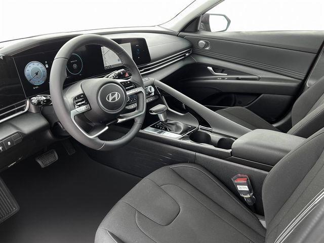 new 2024 Hyundai Elantra car, priced at $27,285