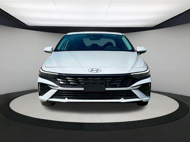new 2024 Hyundai Elantra car, priced at $27,285