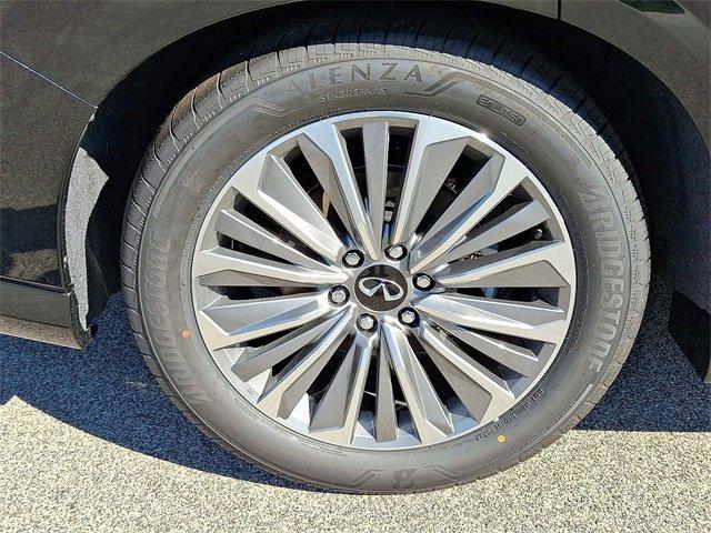 new 2026 INFINITI QX80 car, priced at $97,155