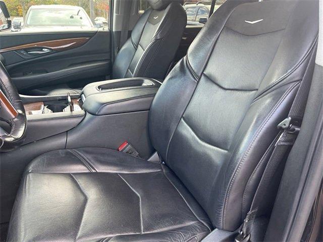 used 2019 Cadillac Escalade ESV car, priced at $33,699
