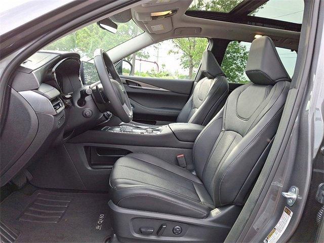 used 2025 INFINITI QX60 car, priced at $46,798