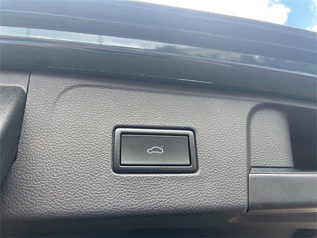 used 2019 Volkswagen Atlas car, priced at $22,546