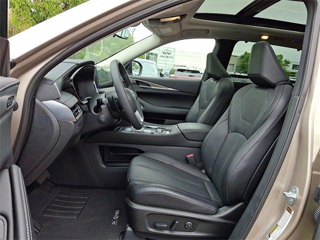 used 2025 INFINITI QX60 car, priced at $43,677