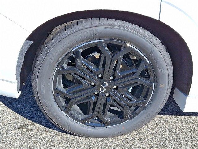 new 2026 INFINITI QX80 car, priced at $105,040