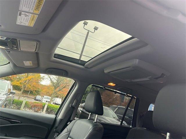 used 2022 Honda Pilot car, priced at $35,991