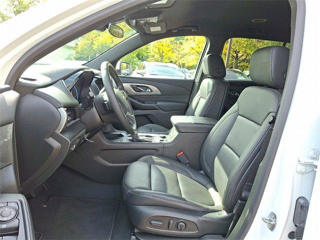 used 2023 Chevrolet Traverse car, priced at $30,677