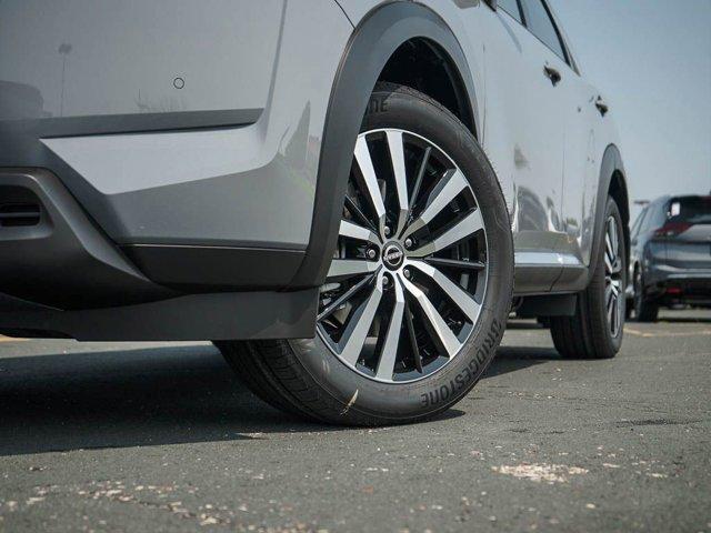 new 2025 Nissan Pathfinder car, priced at $51,799