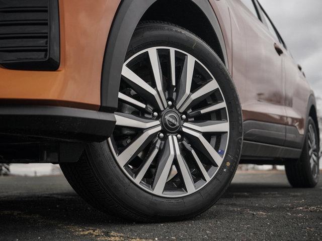 new 2024 Nissan Kicks car, priced at $23,749