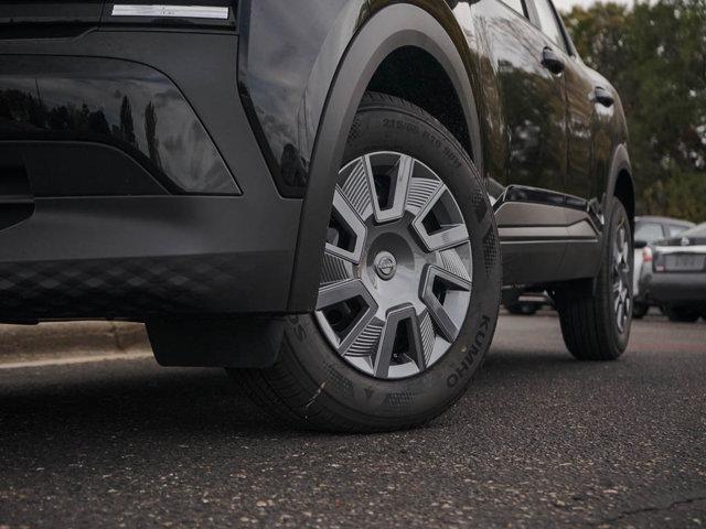 new 2025 Nissan Kicks car, priced at $24,599